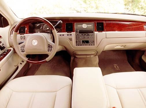 2004 Lincoln Town Car Price Value Ratings Reviews Kelley